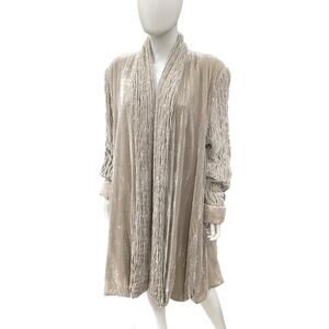 NWT Genesis BySunny Chayes Coat Womens 1Size Textured Velvet Lined Oatmeal Color